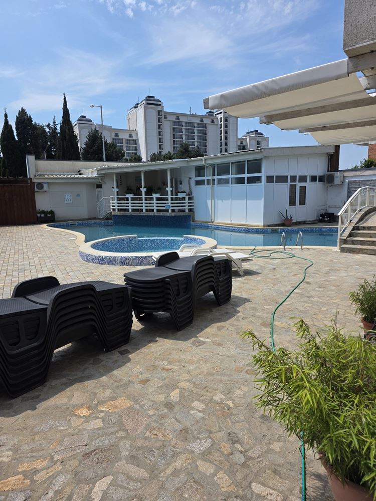 Two-Bedroom Ground Floor Apartment in Sveti Vlas – Comfort, Light, and Close Proximity to the Sea