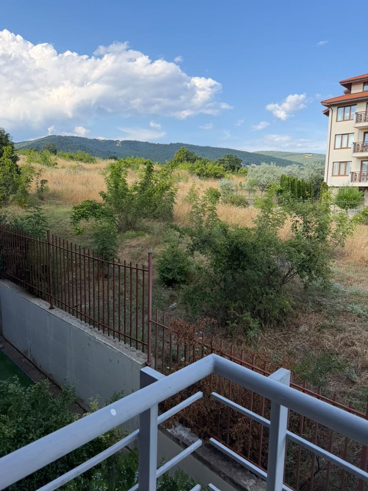 Spacious two-bedroom apartment with sea and mountain views in a beautiful gated complex near the sea