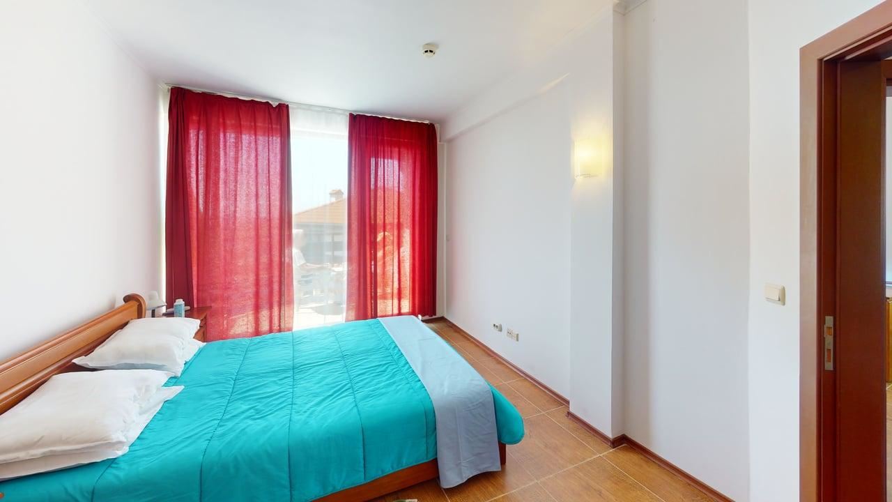 Spacious One-Bedroom Apartment with Sea Views in the Sunny Beach Area