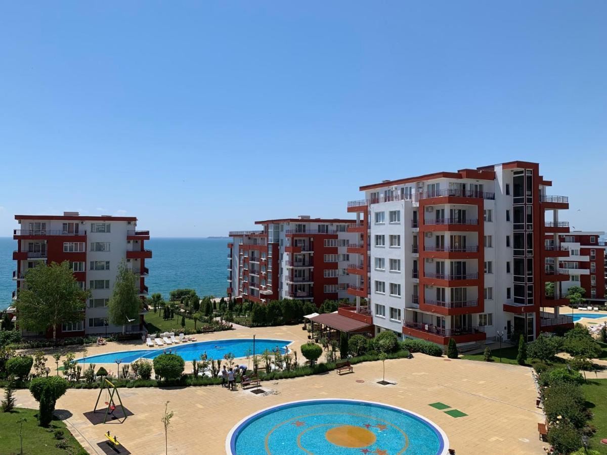 Large One-Bedroom Apartment on the First Line in Sveti Vlas – Spaciousness, Comfort and Sea Atmosphere