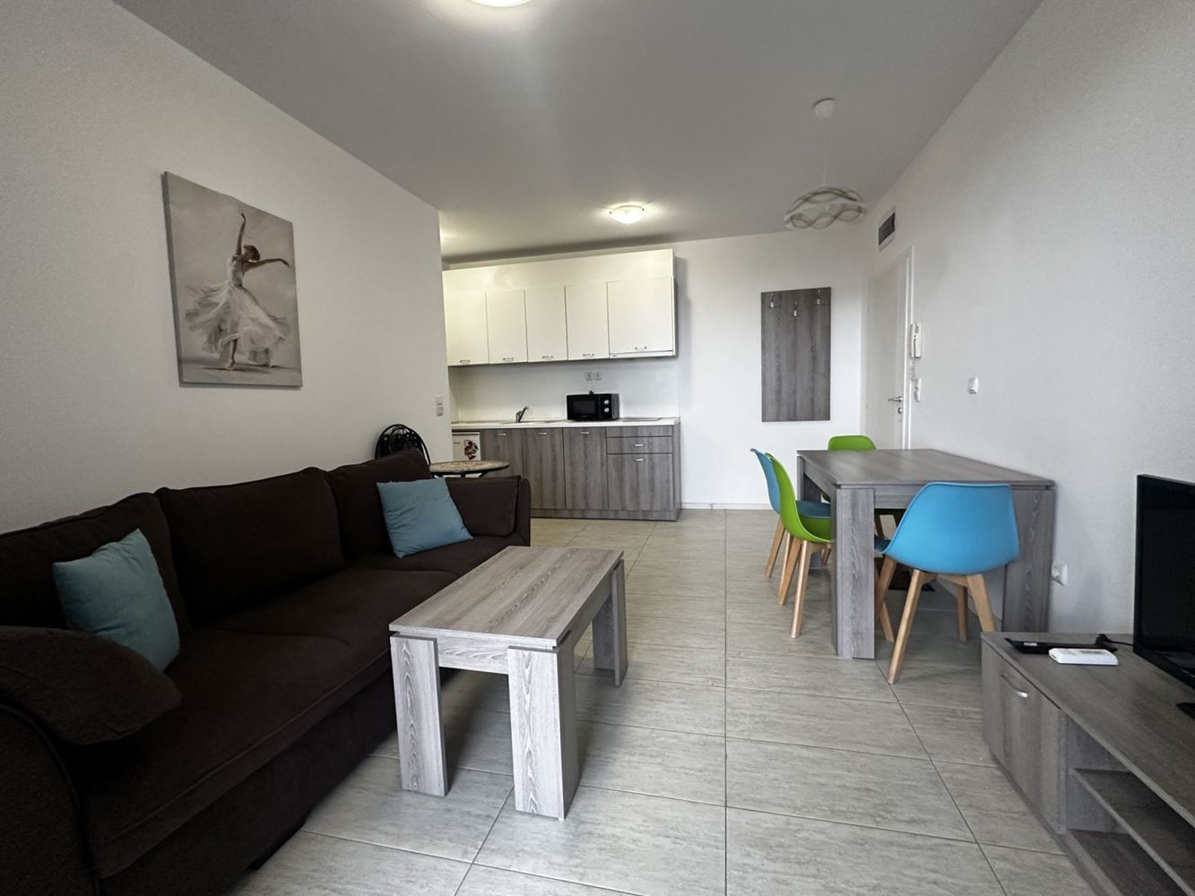 Sea views and coastal charm – furnished one-bedroom apartment on the first line in Sozopol