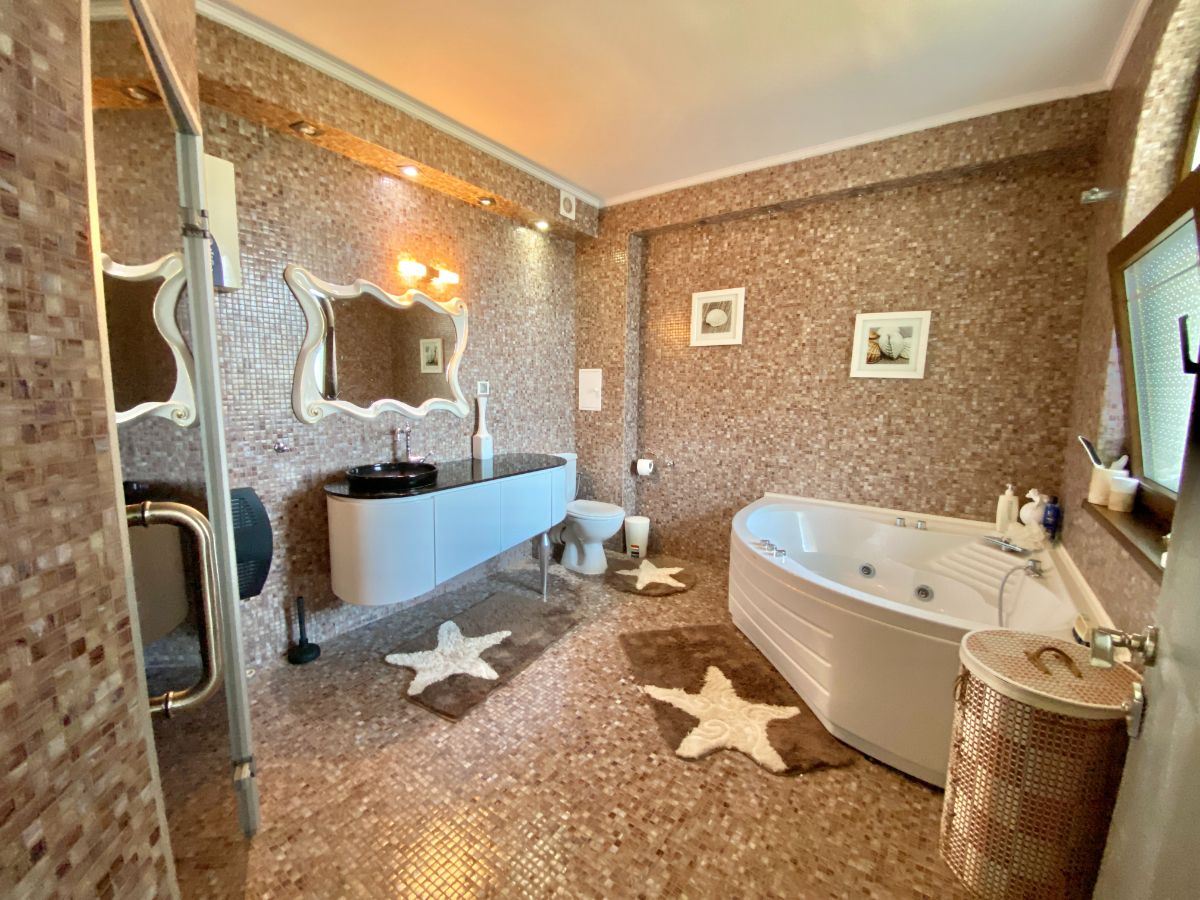 Unique duplex apartment in a premium-class complex in the town of Nessebar