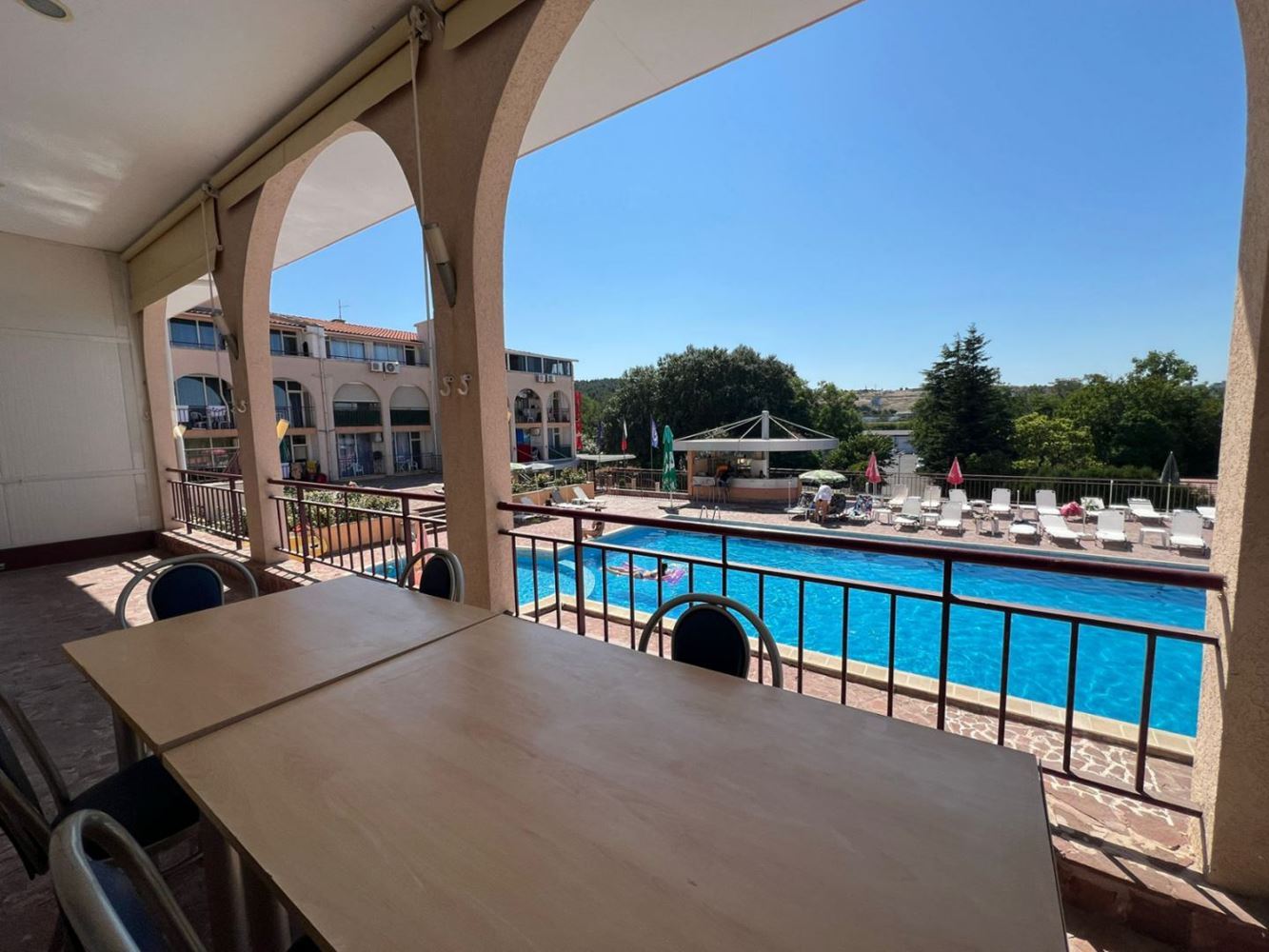 Spacious two-bedroom apartment with large terrace and parking space in Sozopol – near Harmani Beach
