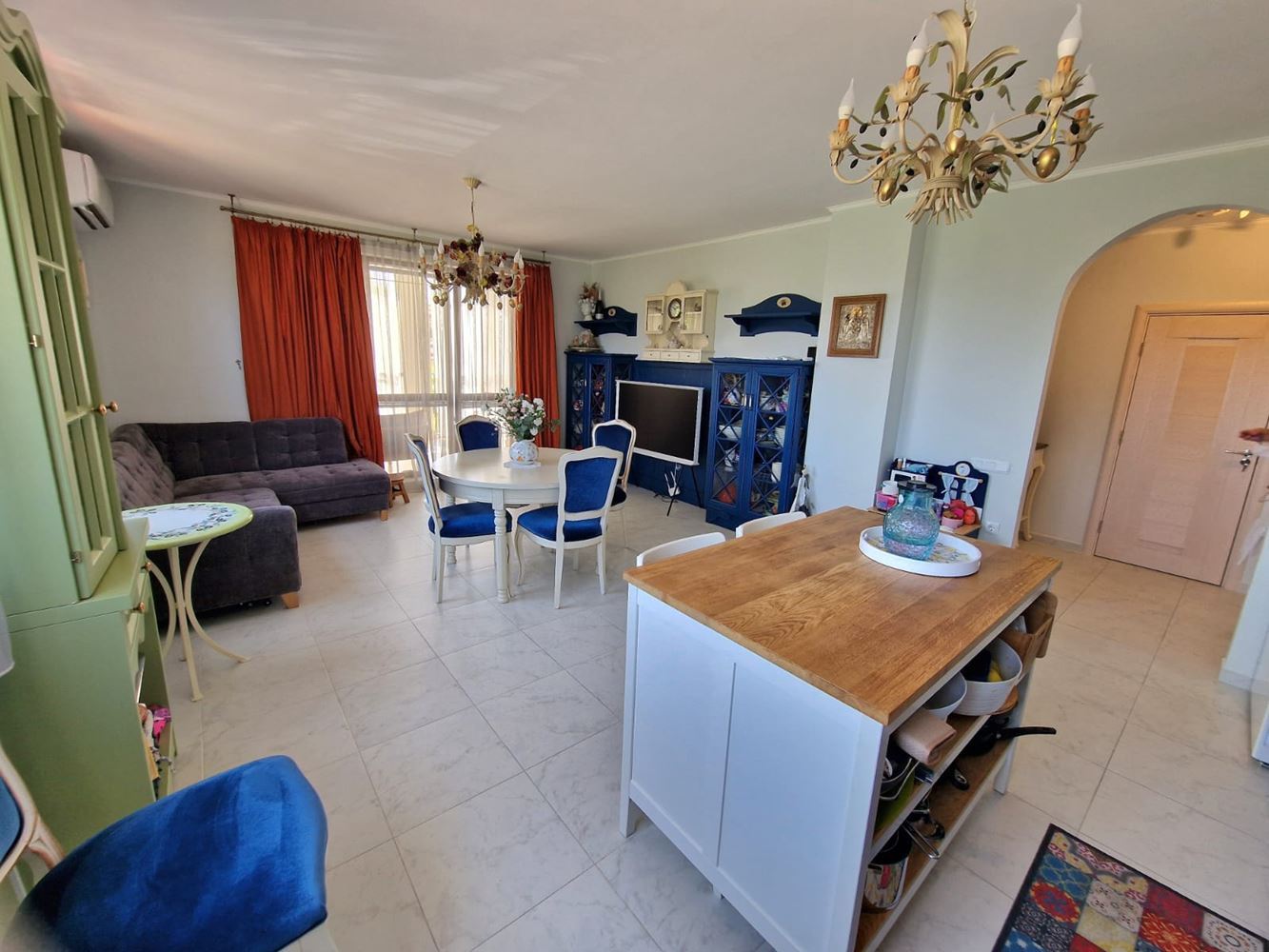 Exclusive apartment with three bedrooms – ultimate living standard and discreet luxury