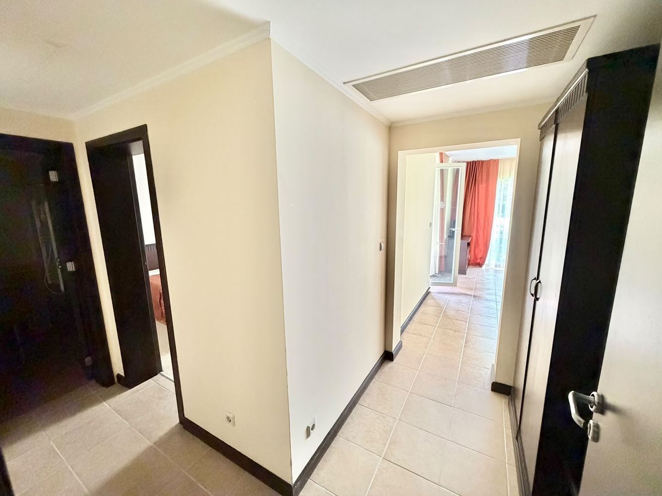 Luxury One-Bedroom Apartment with Garden View at the Southern Beach in Pomorie