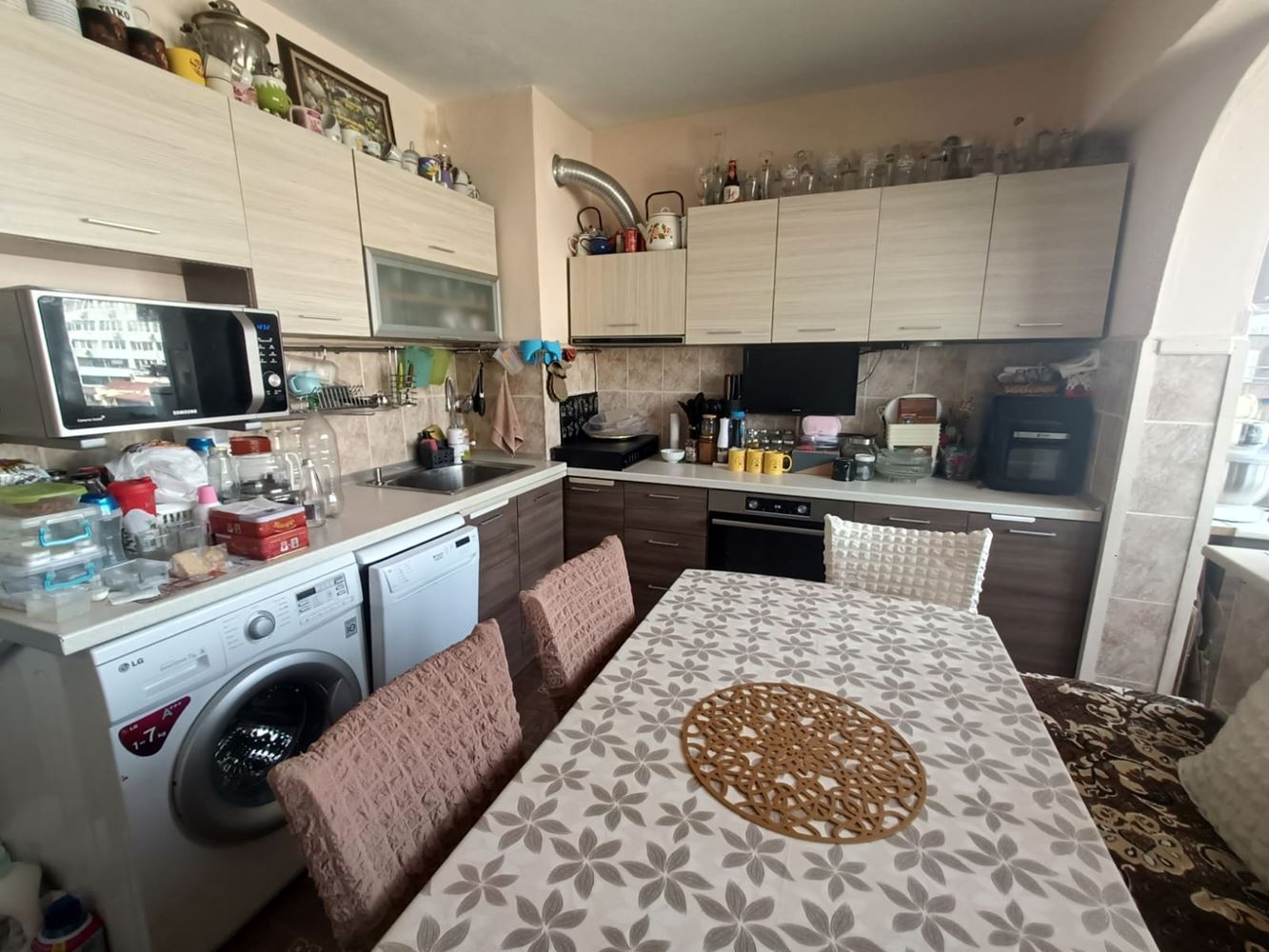 Spacious Apartment with Four Separate Rooms in an Excellent Location in Burgas