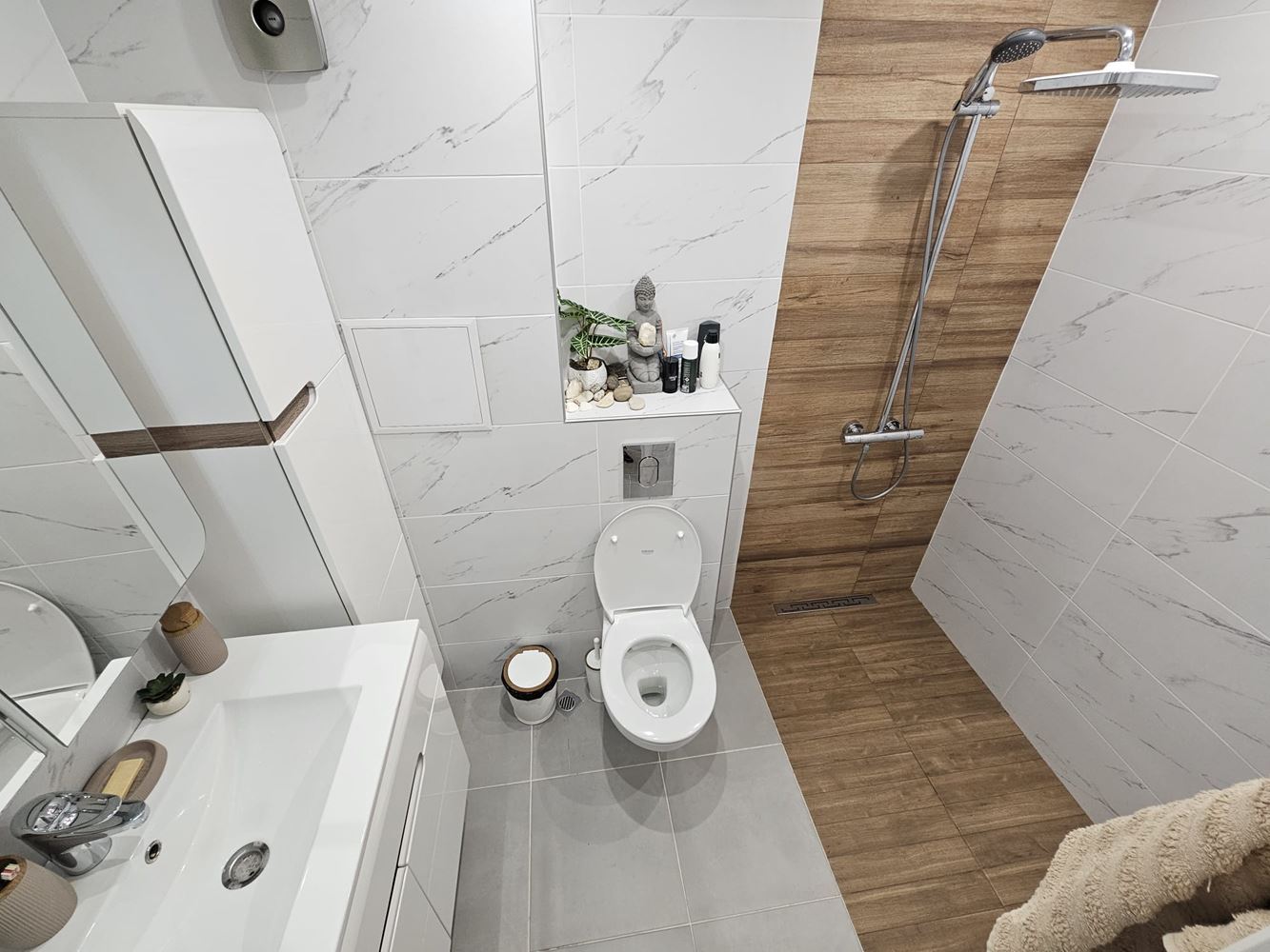 Spacious and bright two-bedroom apartment with two large terraces in Meden Rudnik – ideal for family or investment