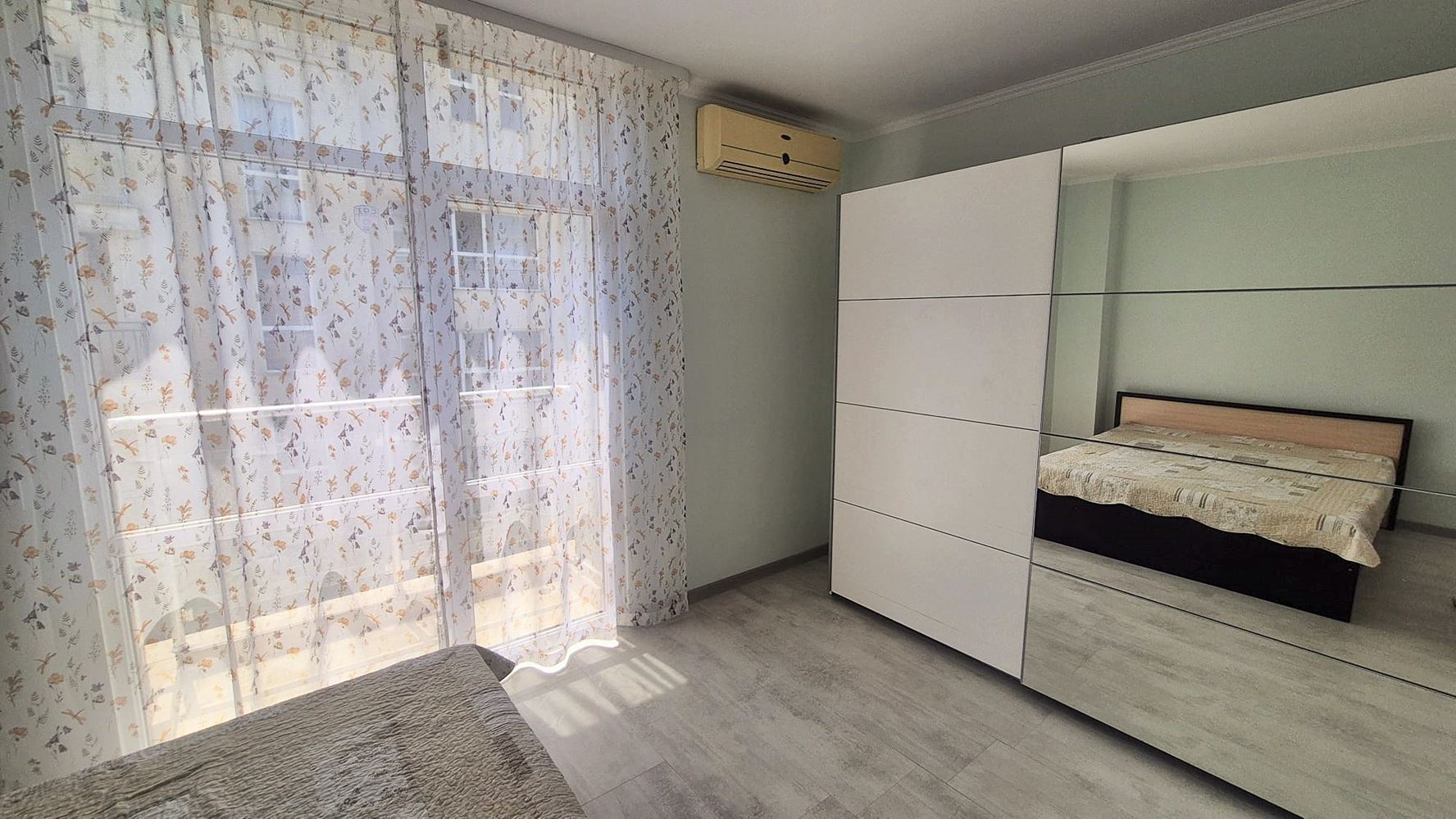 Stylish One-Bedroom Apartment with New Furnishings in the Cocoa Beach Area – Ready to Move In