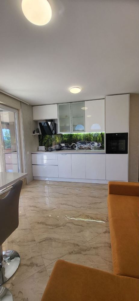 Three-room Apartment with a Large Panoramic Terrace in a Stylish Complex in Sunny Beach