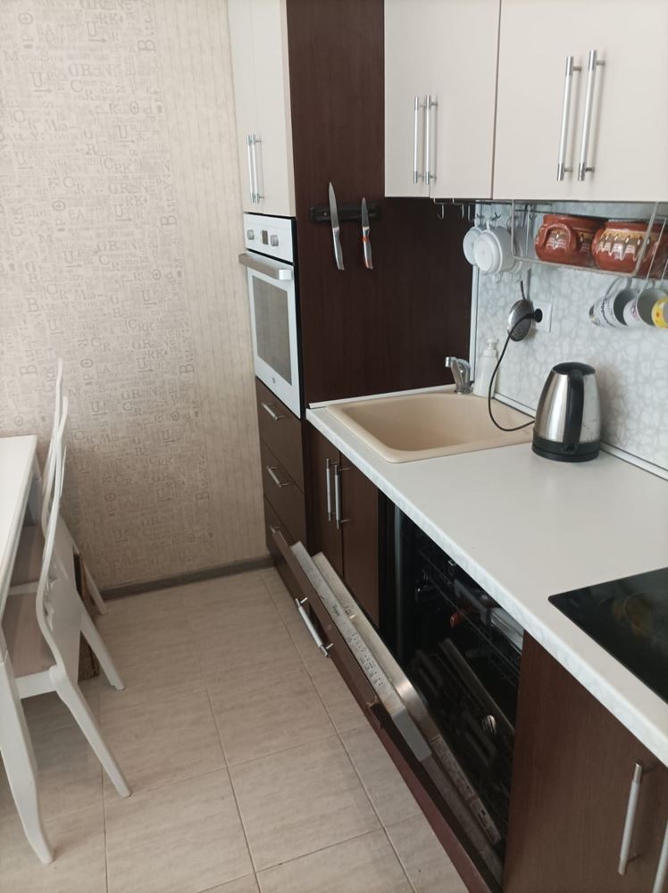 One-bedroom apartment with a private garden in Sunny Beach – your green oasis by the sea