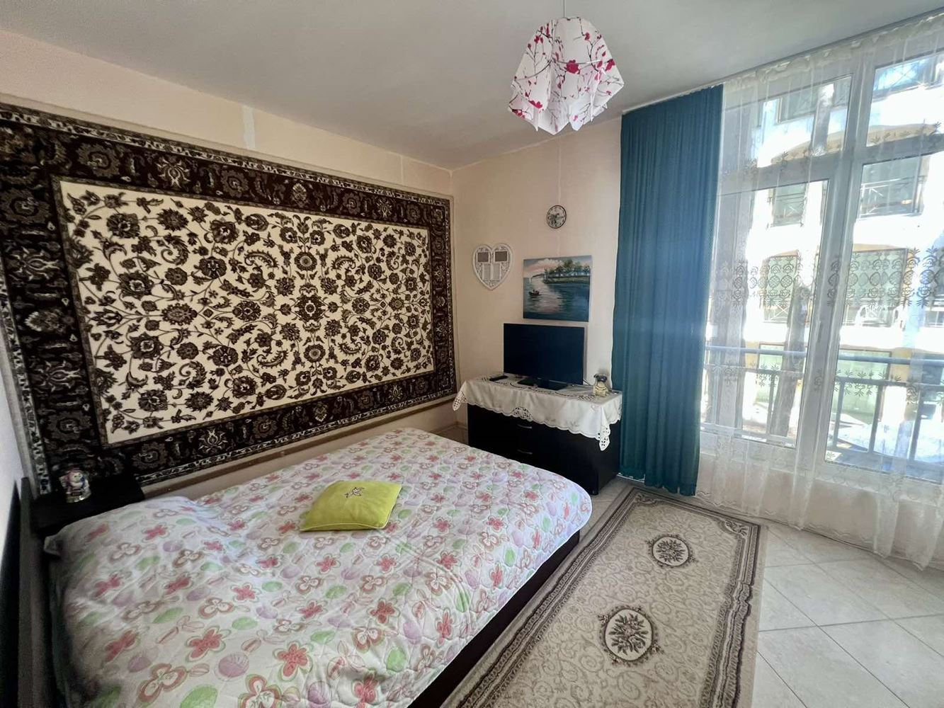 Spacious three-room apartment with two bedrooms and pool view in Sunny Beach