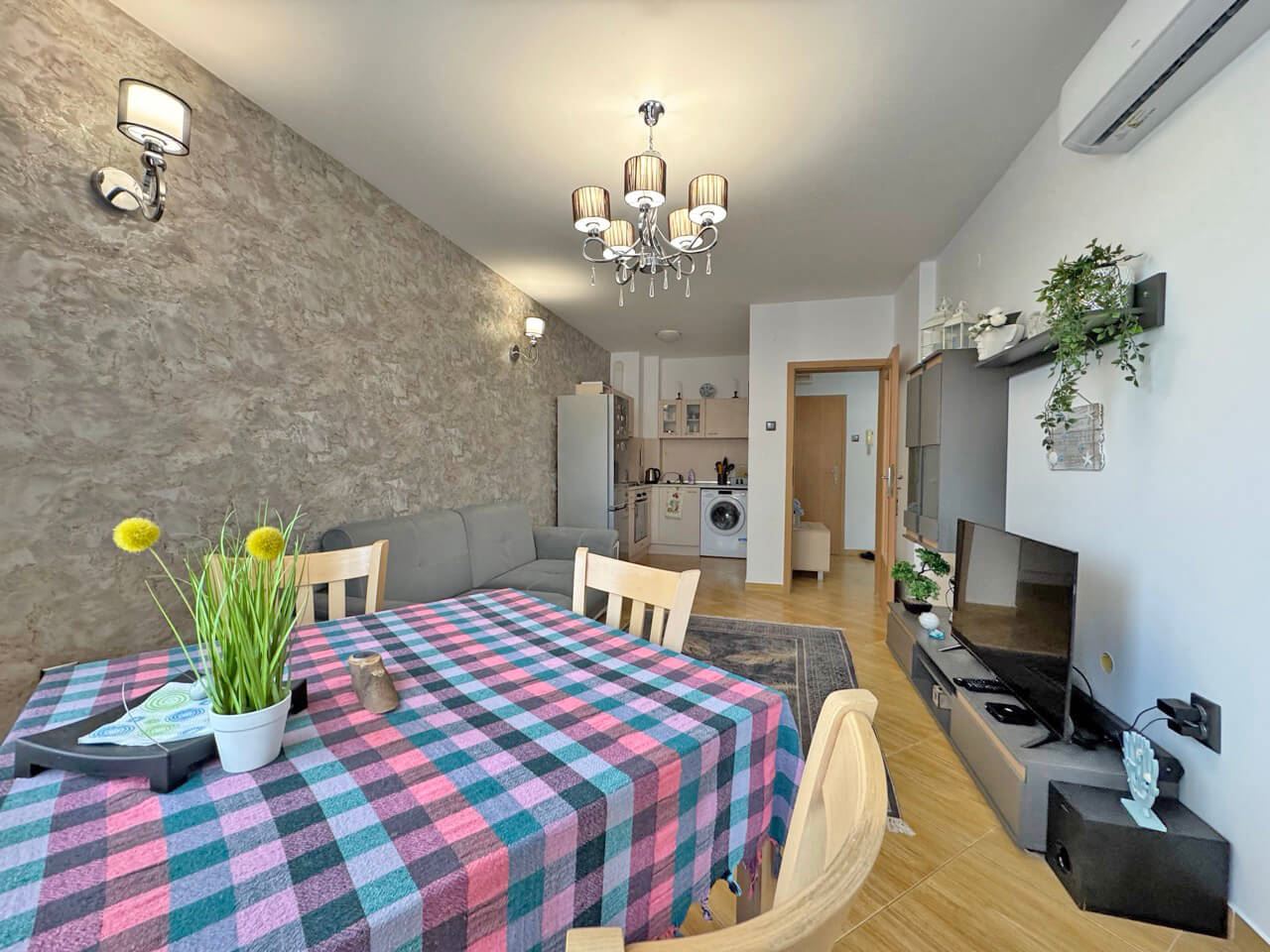 Stylish one-bedroom apartment with pool view in Sunny Beach Resort