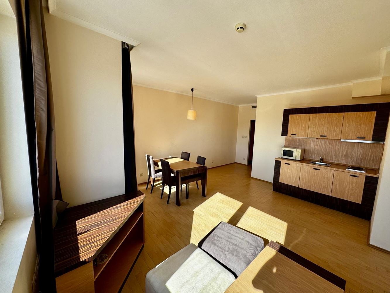 Spacious one-bedroom apartment with a large terrace and panoramic sea view