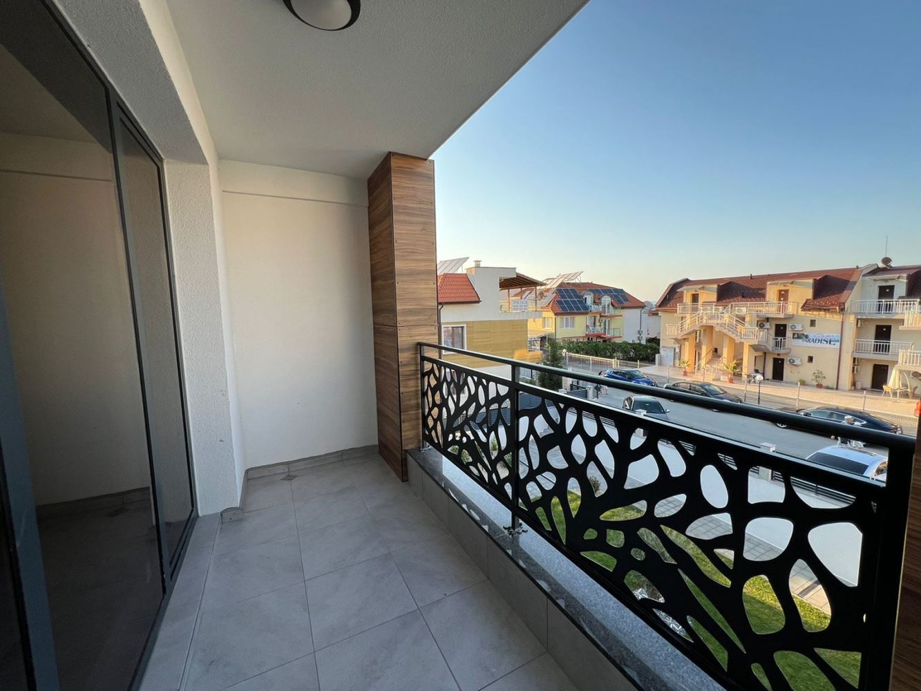 Luxury One-Bedroom Apartment 50 Meters from the Beach in Sozopol – No Maintenance Fee