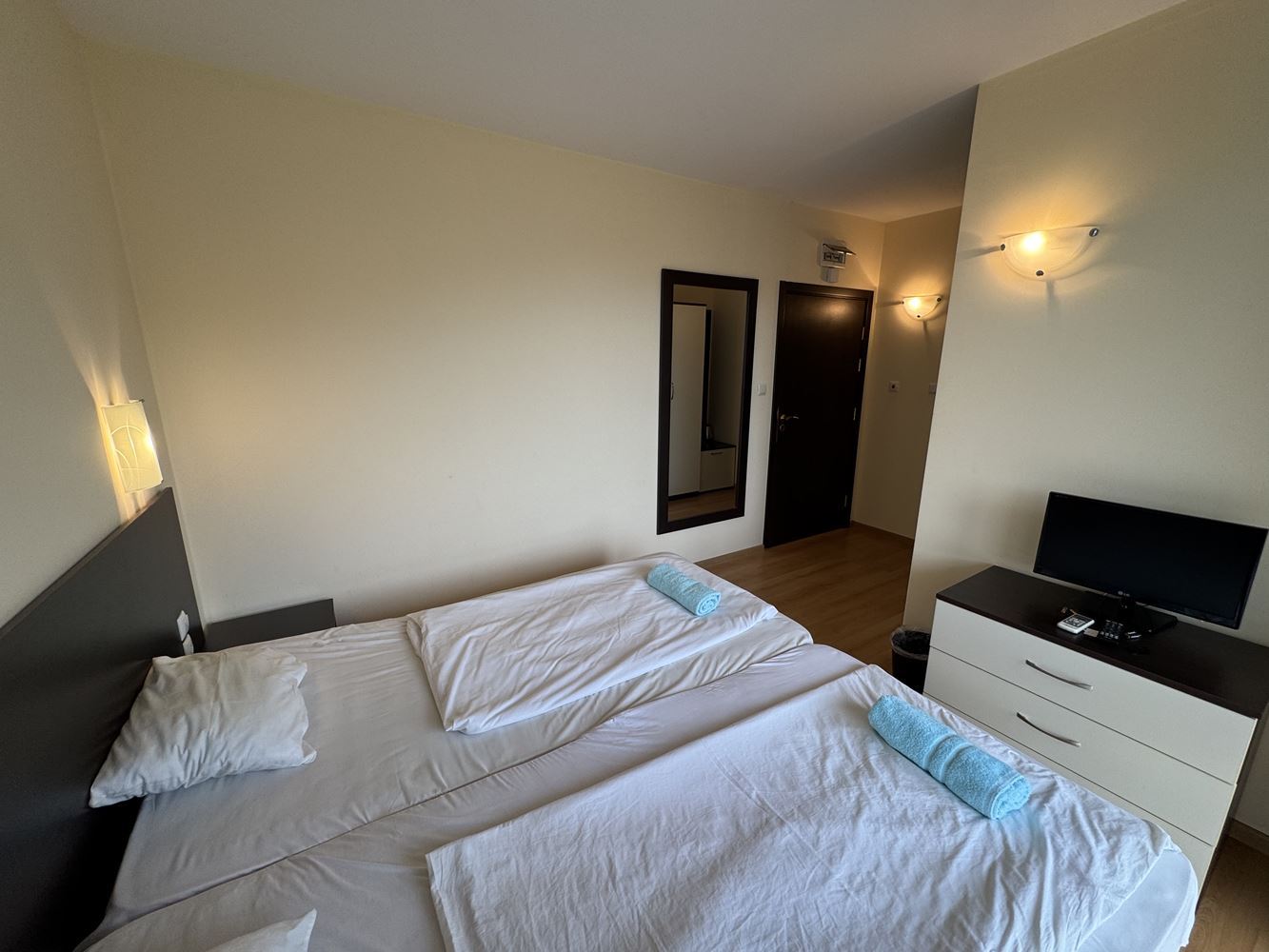 Compact studio with panoramic mountain view in Sveti Vlas – comfort, nature, and excellent infrastructure