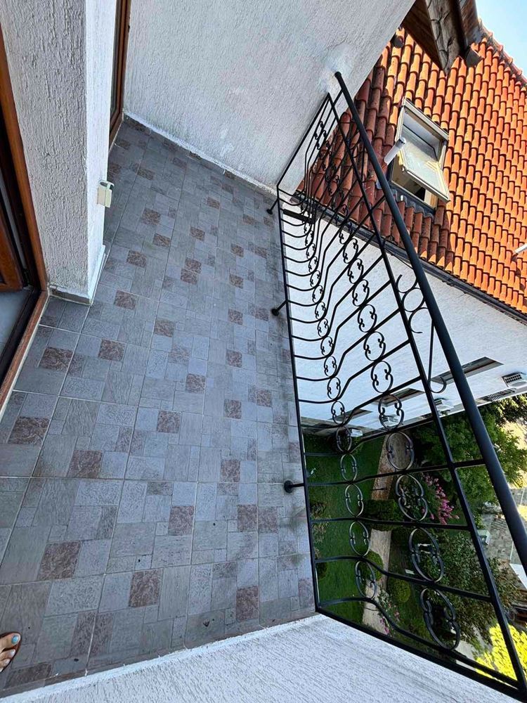 Cozy One-Bedroom Apartment with Panoramic Sea View in Sveti Vlas