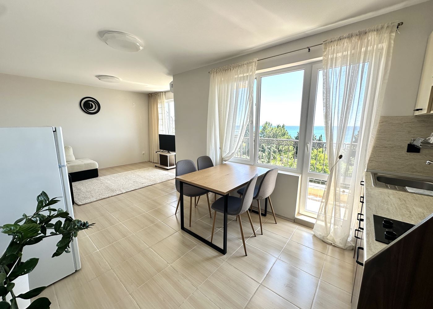 One-bedroom apartment on the first line with panoramic sea view in Nessebar