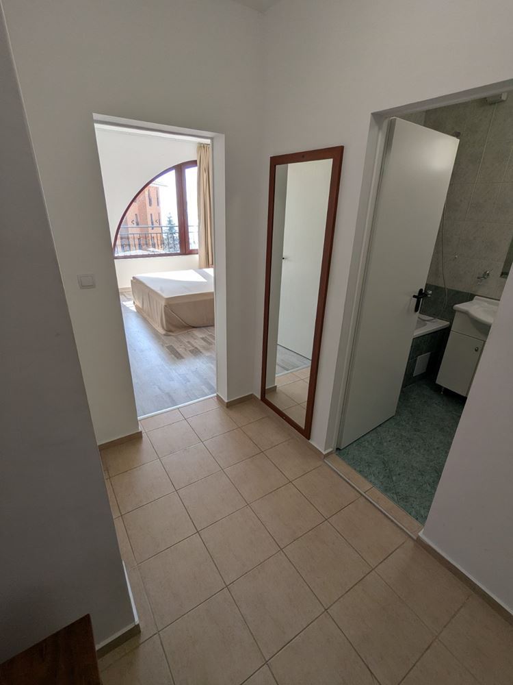 One-bedroom apartment with direct sea view in a luxury first-line complex in Aheloy