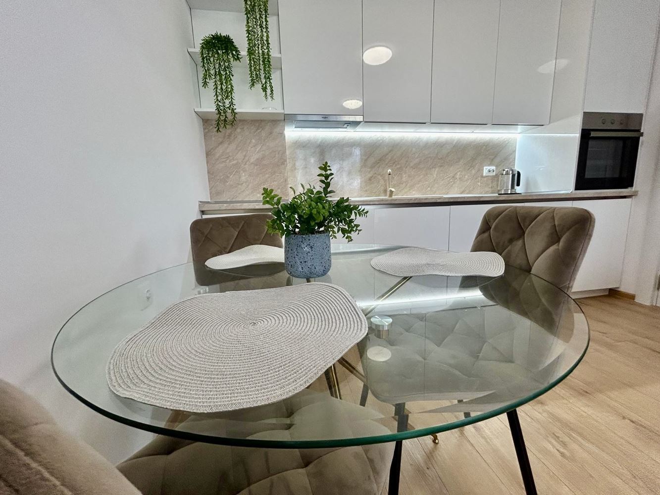 Two-Room Oasis in a New Luxury Complex in Sunny Beach – Pool View