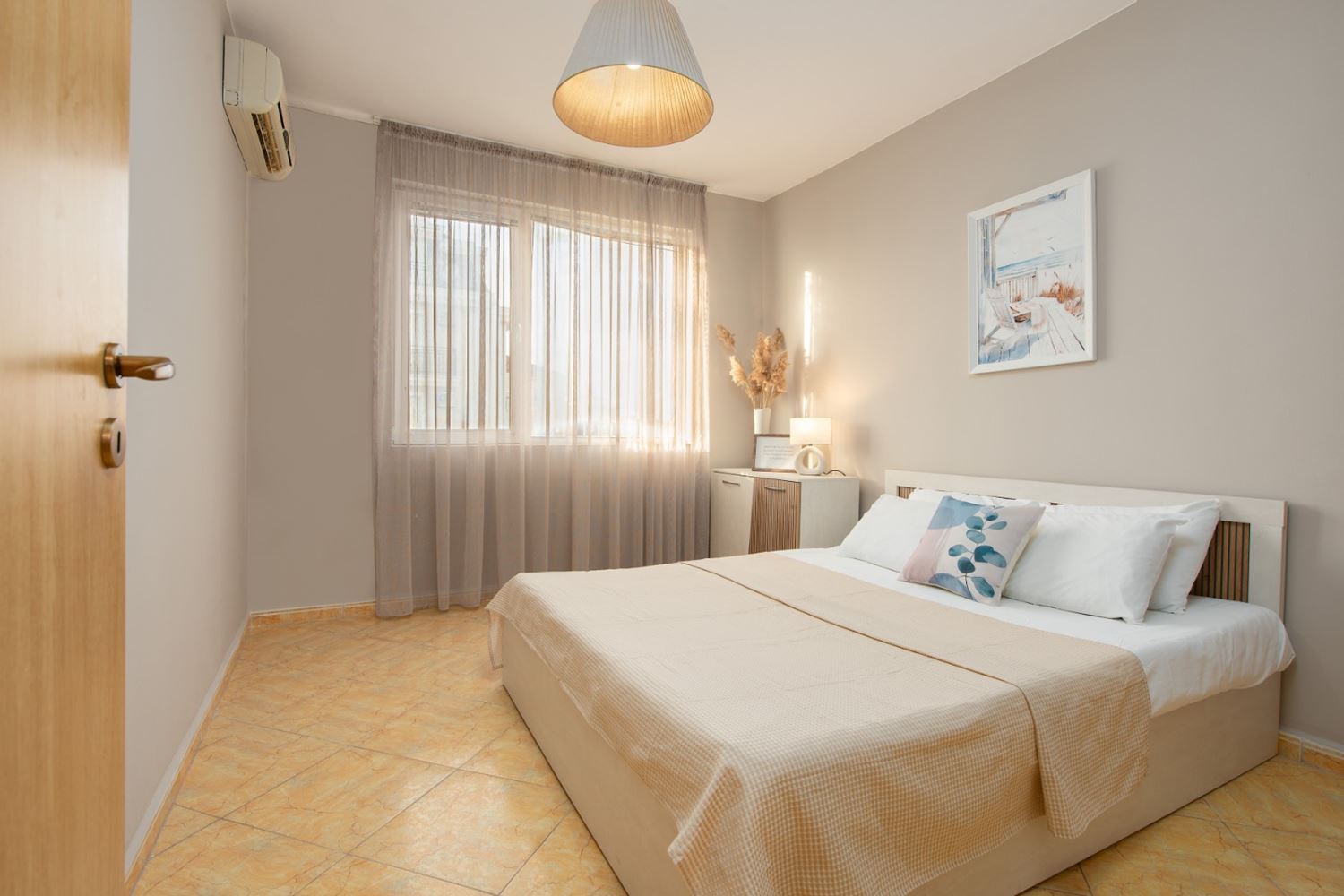 Stylishly renovated two-bedroom apartment in a well-maintained complex in Sunny Beach – comfort, tranquility and excellent location