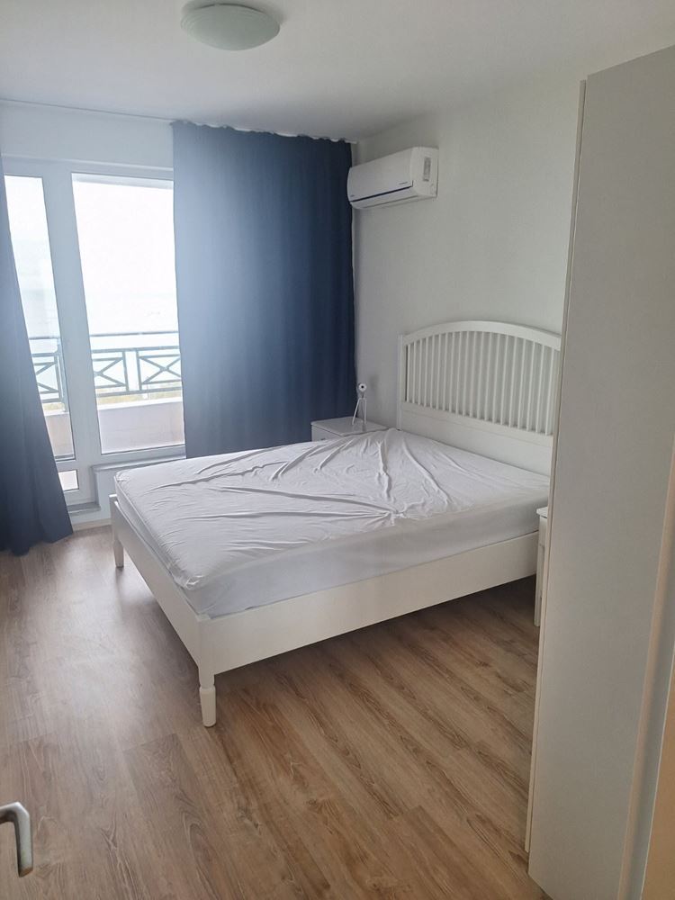 One-Bedroom Apartment on the First Sea Line with Panoramic Views and a Spacious Terrace