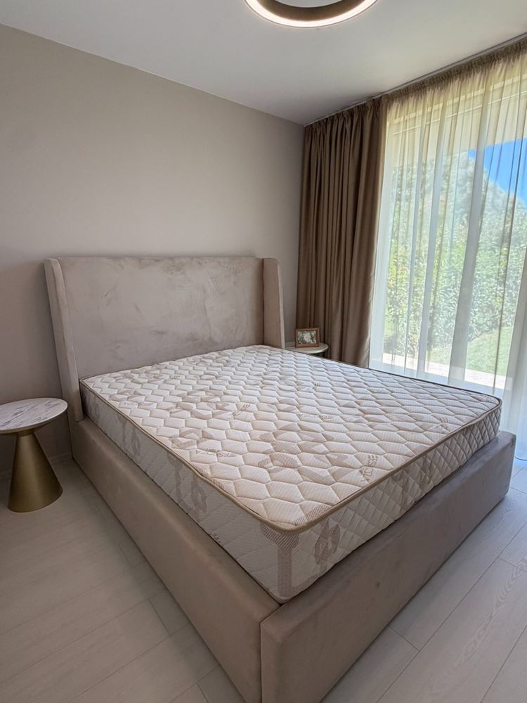 First line by the sea in Sunny Beach – brand-new furnishings and a private yard