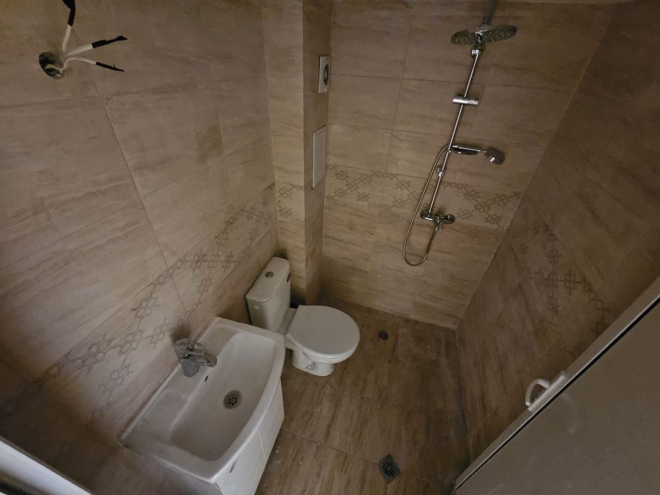 One-bedroom apartment in Sveti Vlas – bright semi-basement, ready to move in, no maintenance fee