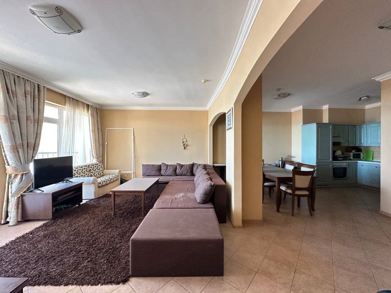 Spacious Apartment with Sea View on the First Line in Pomorie – Holiday Property with the Feeling of a Luxury Resort