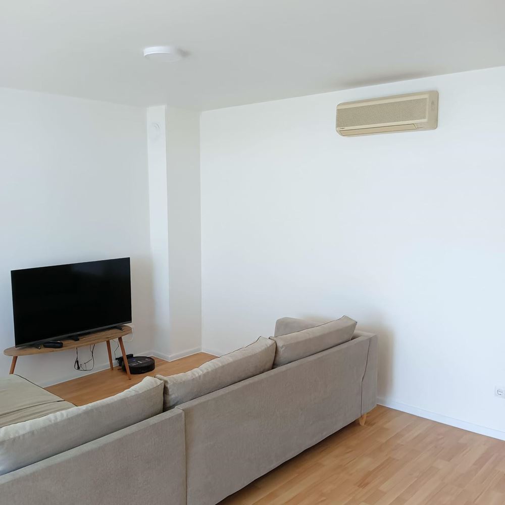 Spacious two-bedroom apartment with sea panorama in Ravda – just meters from the beach, fully furnished and with excellent investment potential