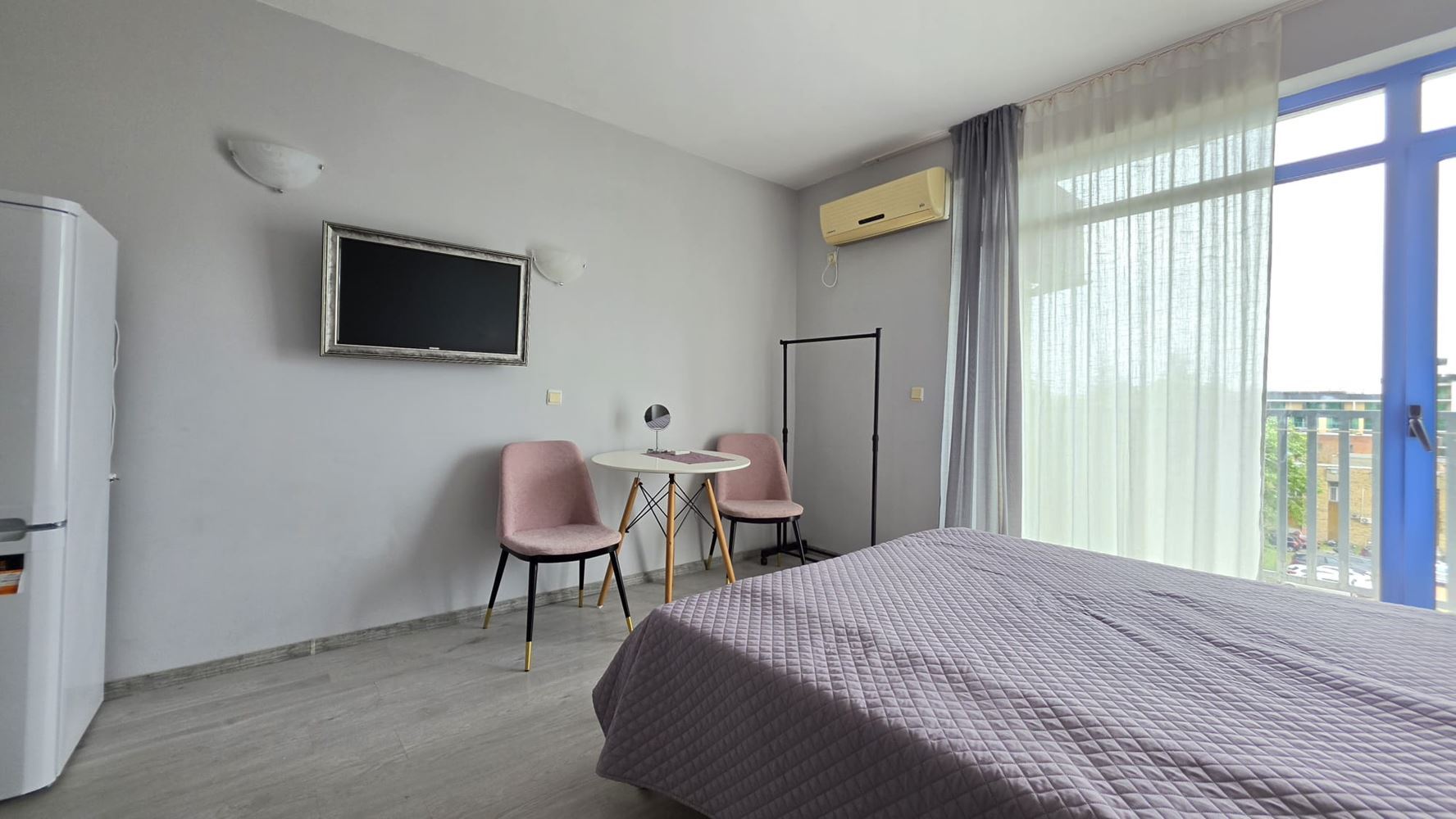 Studio in Sunny Beach, 300 m from the beach – excellent location and amenities