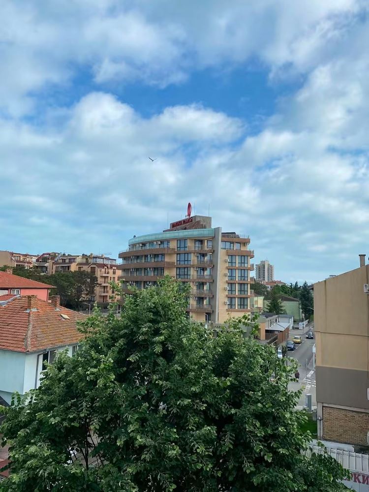 Spacious and Stylishly Furnished Studio in the Heart of New Nessebar – No Maintenance Fee and Close to South Beach