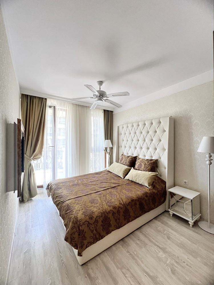 Luxury One-Bedroom Apartment with Sea View in a Prestigious Complex 200 Metres from the Beach in Sveti Vlas