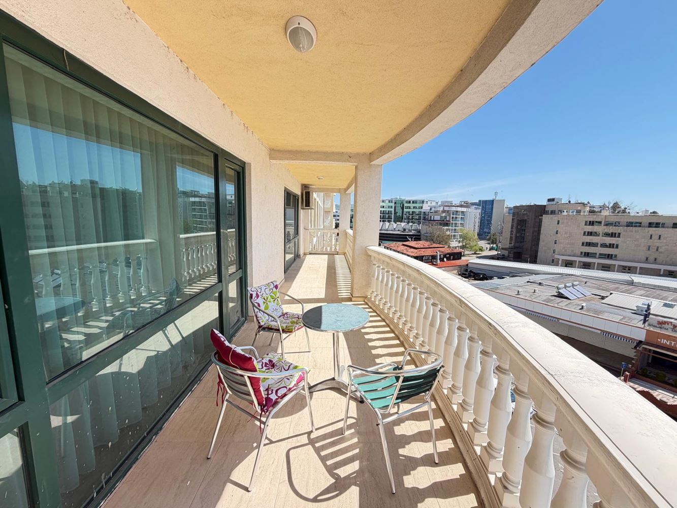 Luxury two-bedroom apartment with sea view 100 meters from the beach in Sunny Beach