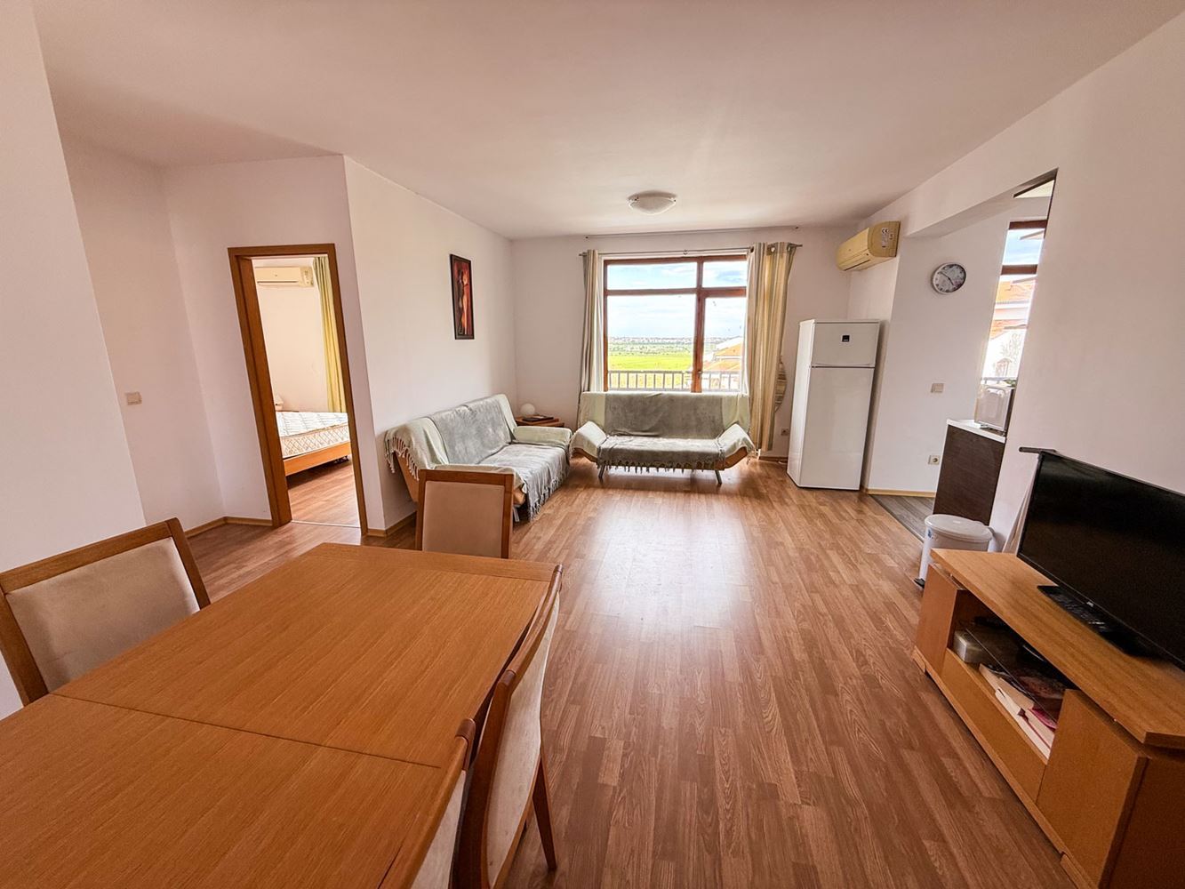 Spacious Two-Bedroom Apartment with Partial Sea Views in Aheloy