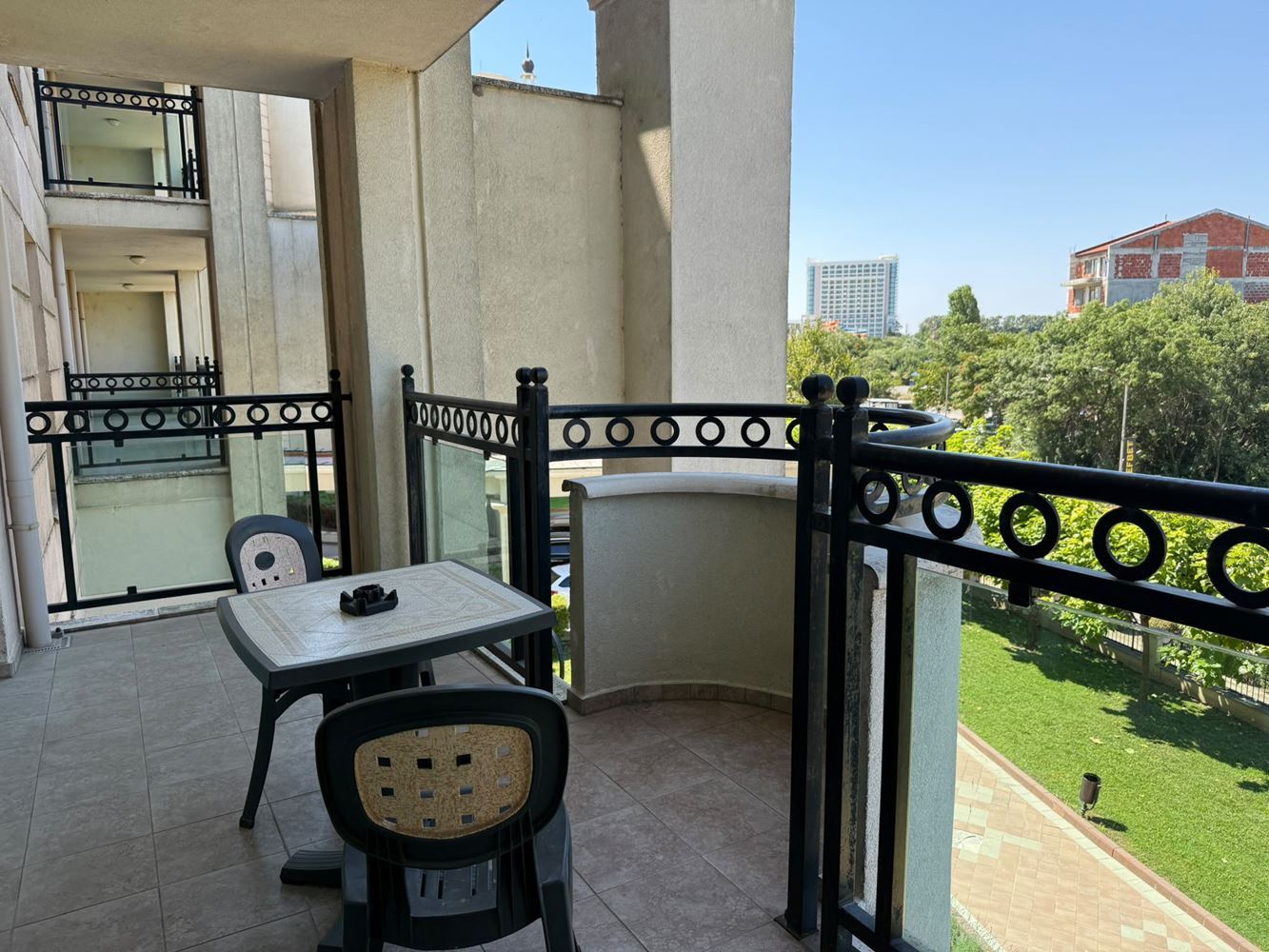 Spacious One-Bedroom Apartment on the First Line in Pomorie