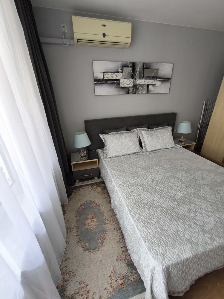Luxury one-bedroom apartment on the first line in Sveti Vlas