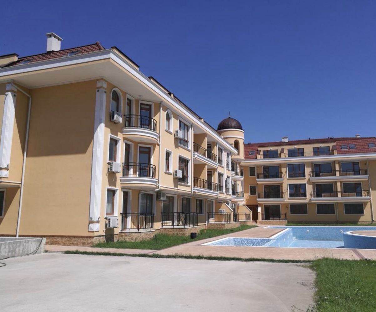 One-bedroom apartment in a modern complex just steps from the sea in Ravda – a perfect choice for investment or a cozy home