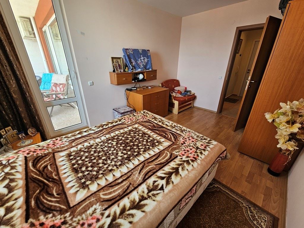 Sveti Vlas, beachfront – panoramic one-bedroom apartment with sea view from every room