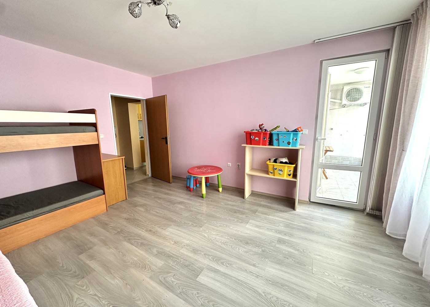 One-Bedroom Apartment 100 m from the Beach in Pomorie – Comfort, Convenience, and Sea View