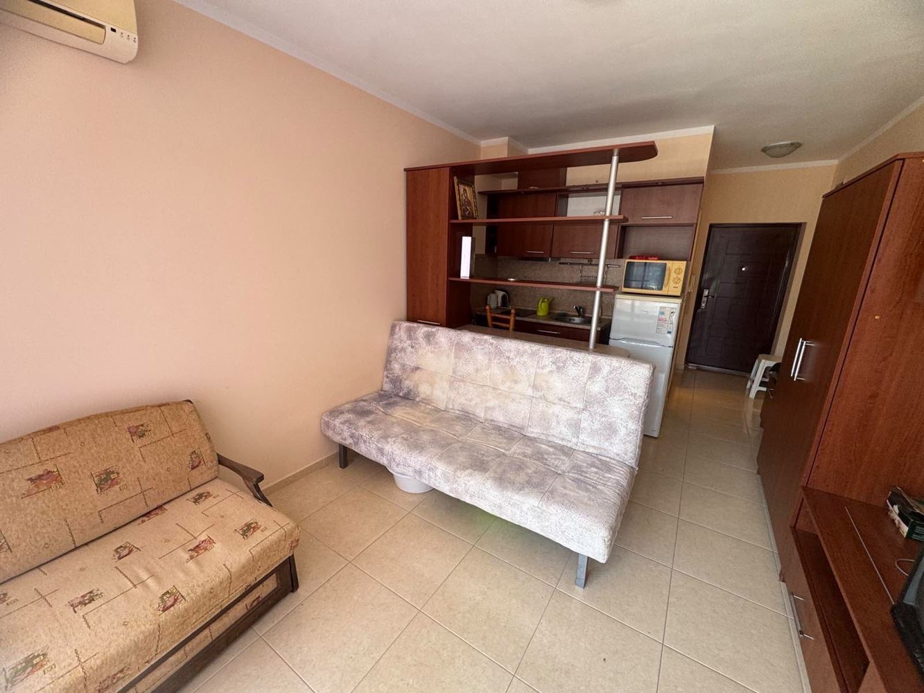 Furnished Studio in the Old Town of Pomorie – Only 300 Meters from the Sea