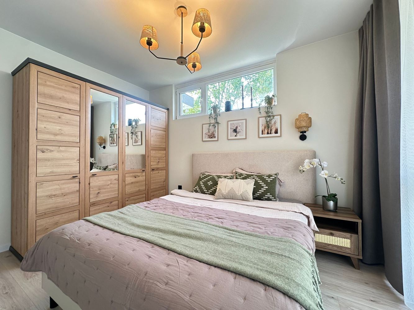Luxuriously Furnished One-Bedroom Apartment with No Maintenance Fee in Sunny Beach