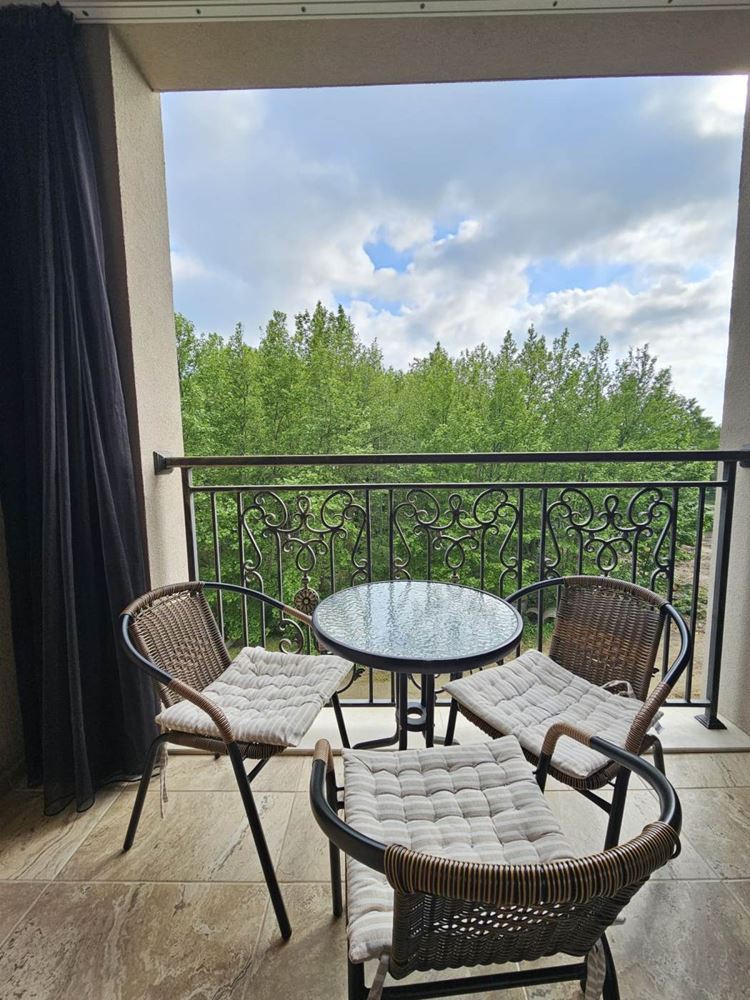 Studio with furniture in the center of Sunny Beach – ready for use or investment