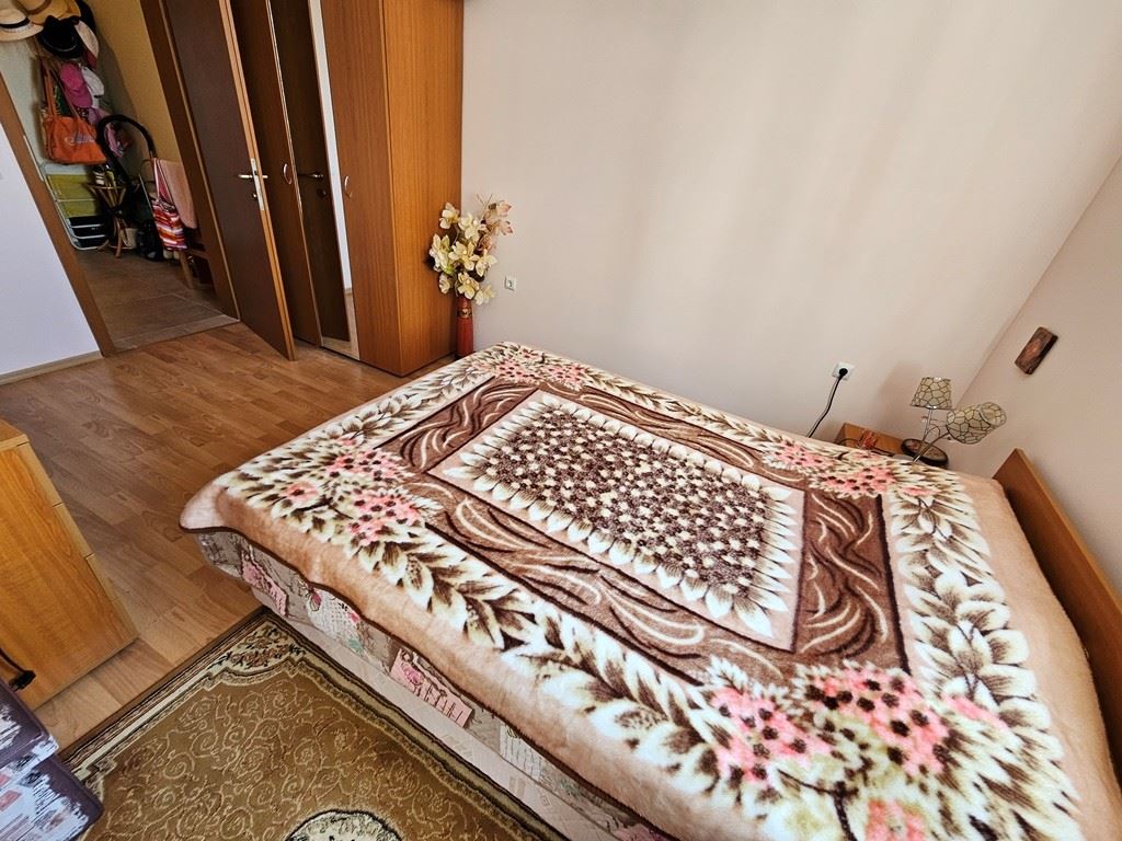 Sveti Vlas, beachfront – panoramic one-bedroom apartment with sea view from every room