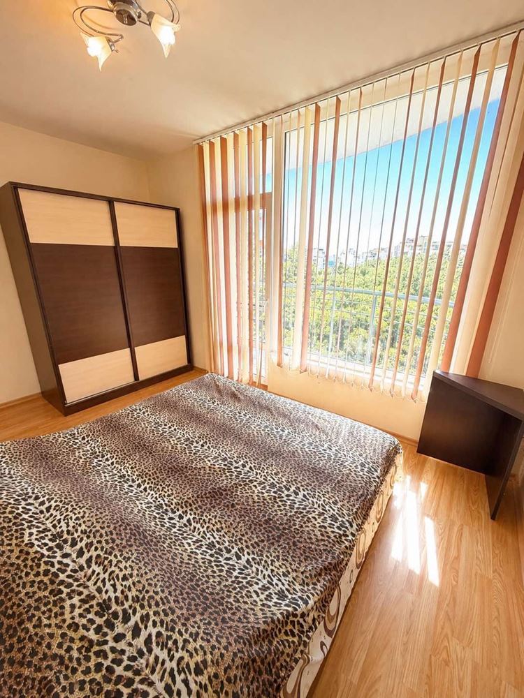 Pomorie, the Centre and the Sea Just a Step Away – Cosy One-Bedroom Apartment with Partial Sea View
