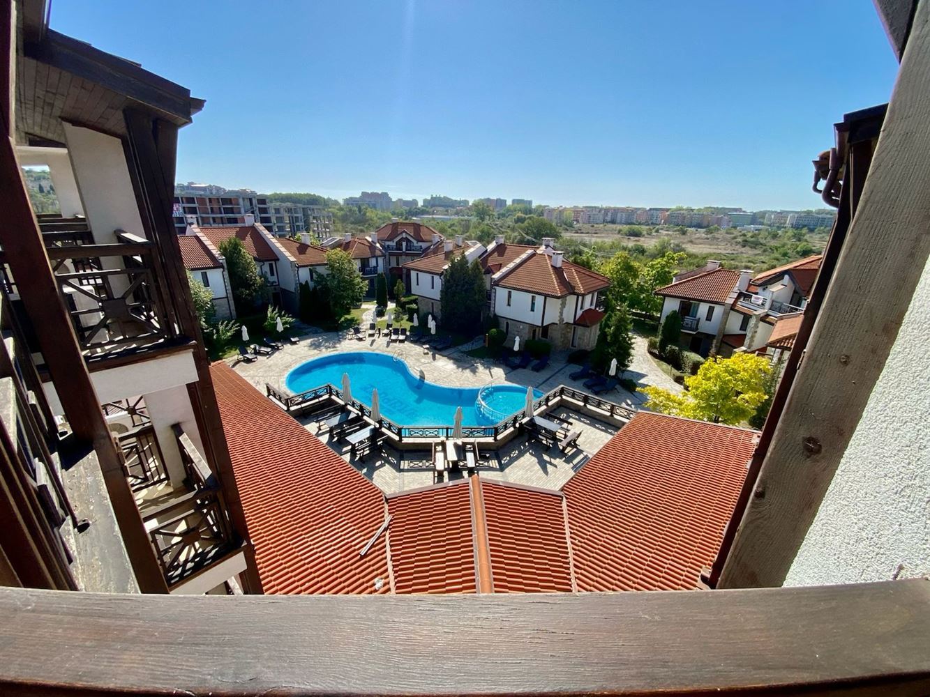 Spacious fully furnished studio with pool view in Sunny Beach – comfort, tranquility, and excellent investment