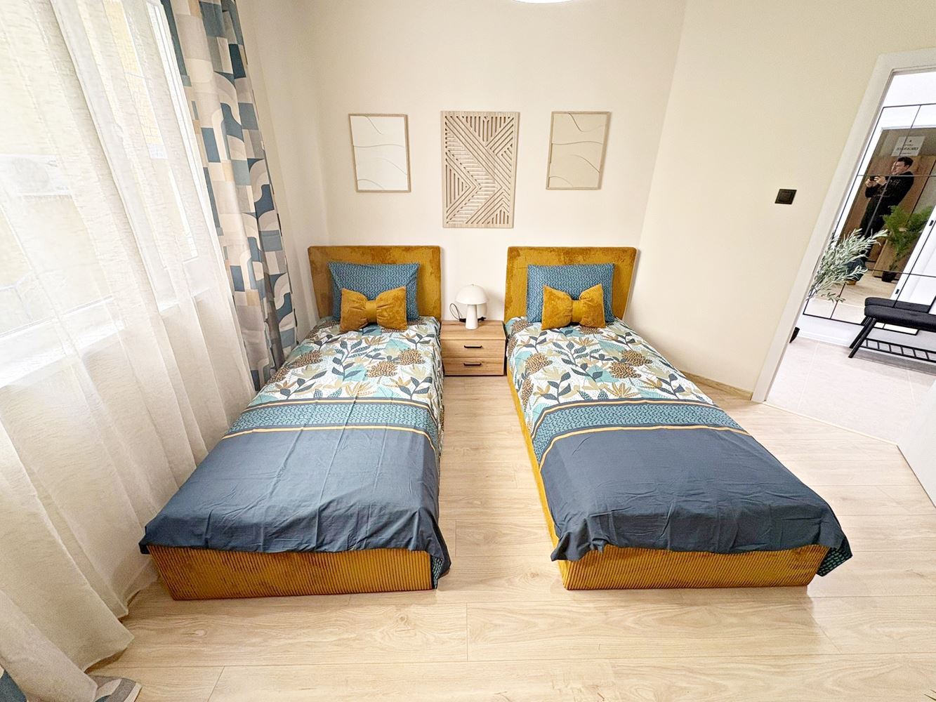 Two independent residential spaces with sea view in the center of Sveti Vlas – designer interior and private parking space