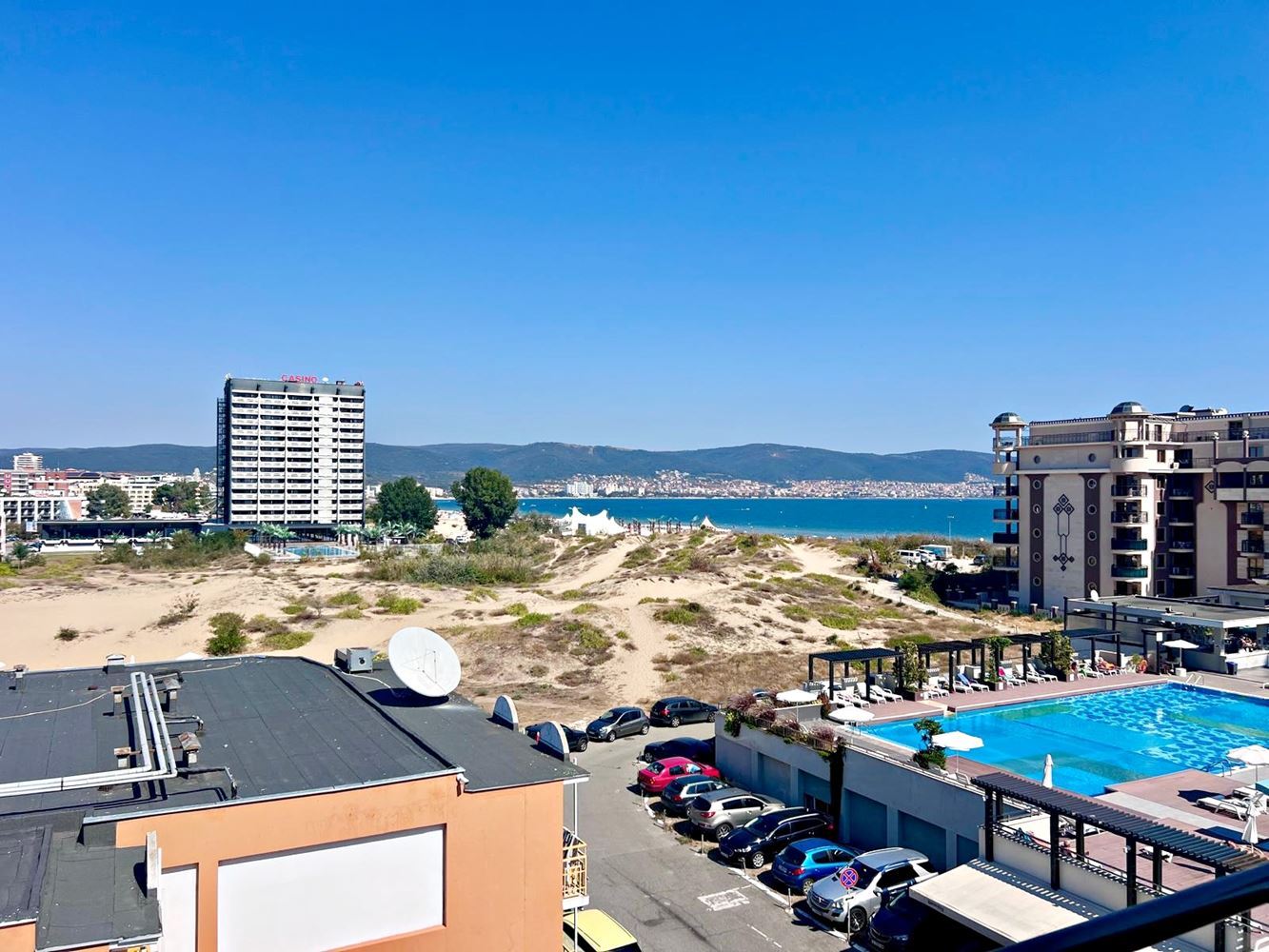 One-Bedroom Apartment with Panoramic Sea View on the First Line – Spacious Apartment in Sunny Beach
