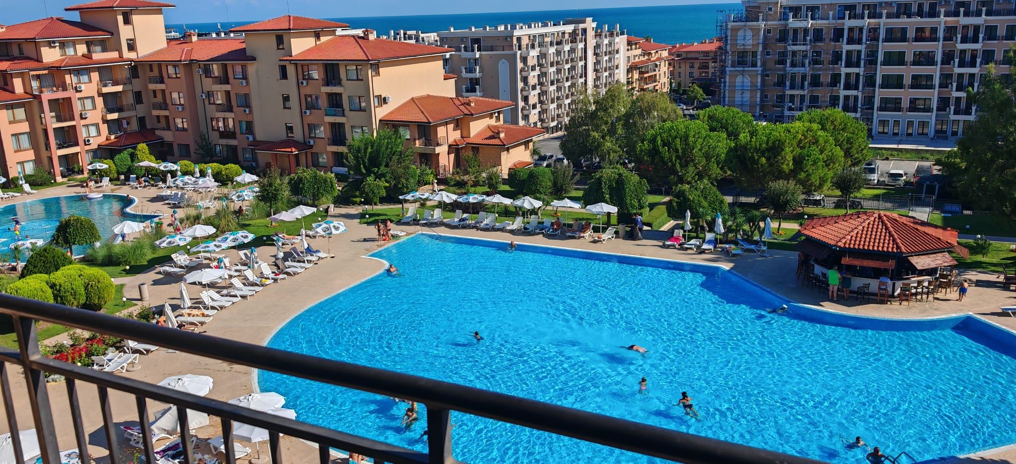 Panoramic sea and pool views – spacious apartment with two bedrooms in Sveti Vlas