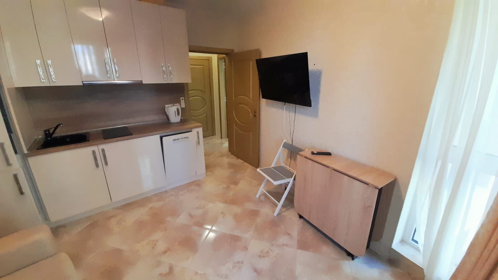 One-bedroom apartment in Sunny Beach – new complex, stylish furnishings and a peaceful green environment