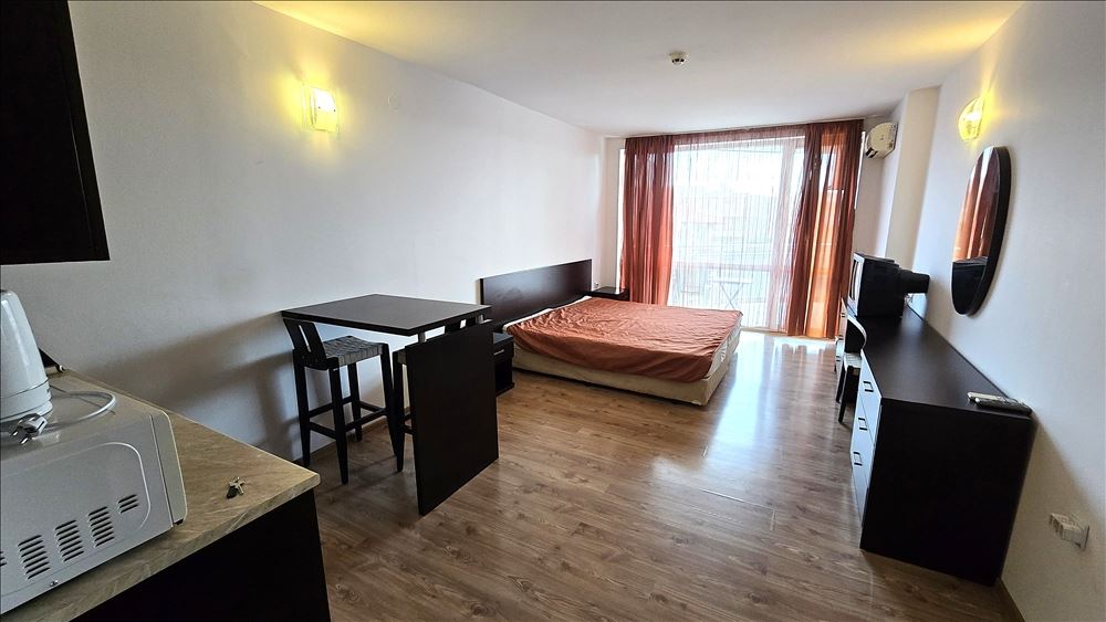 Elegant studio in an elite complex in Sarafovo – just a few steps from the beach, luxury, SPA, and a pool right in front of you